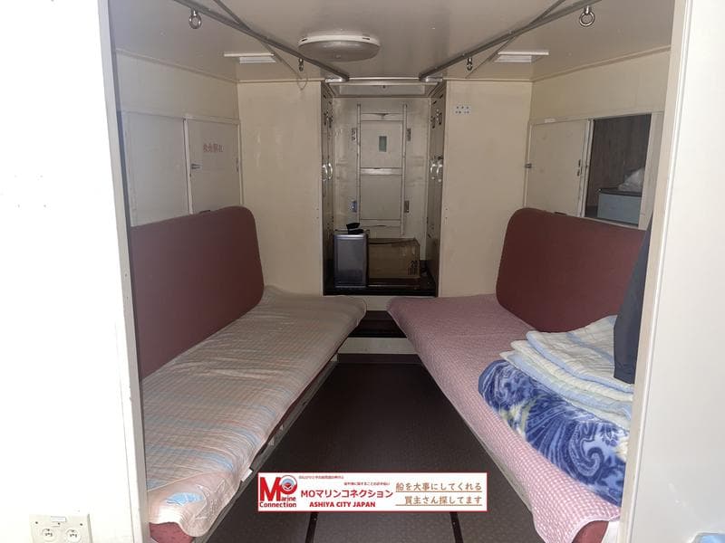 19 GT Work Boat (1994) - Image 6