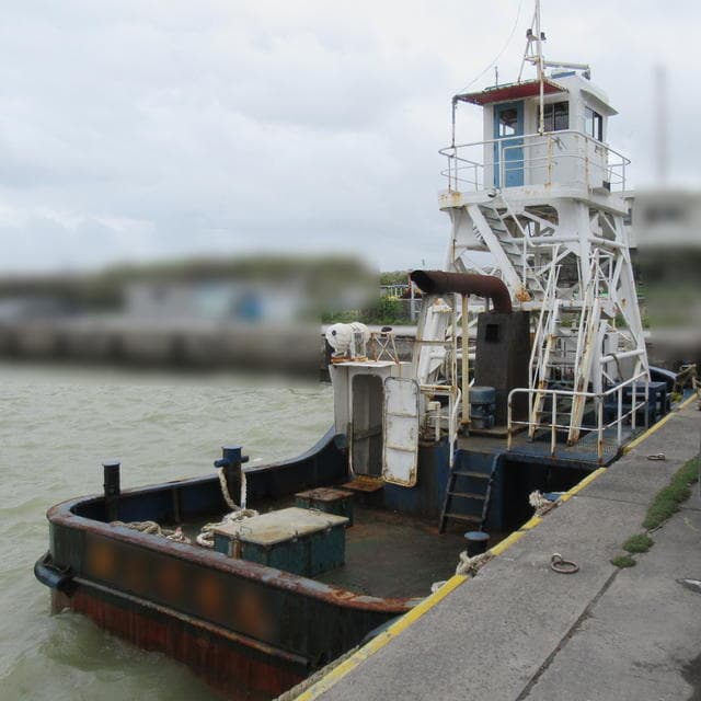 19 GT Tugboat (1995)