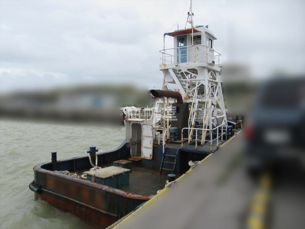 Work Boat (1995) - Image 8