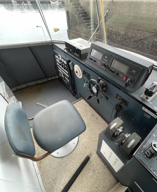 17 GT Work Boat (1997) - Image 6