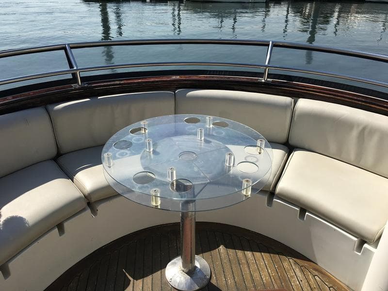 12 GT Pleasure Boat (1992) - Image 4