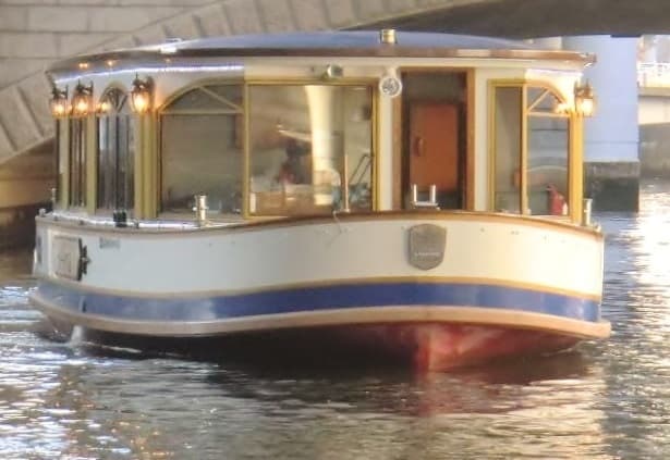 12 GT Pleasure Boat (1992) - Image 6