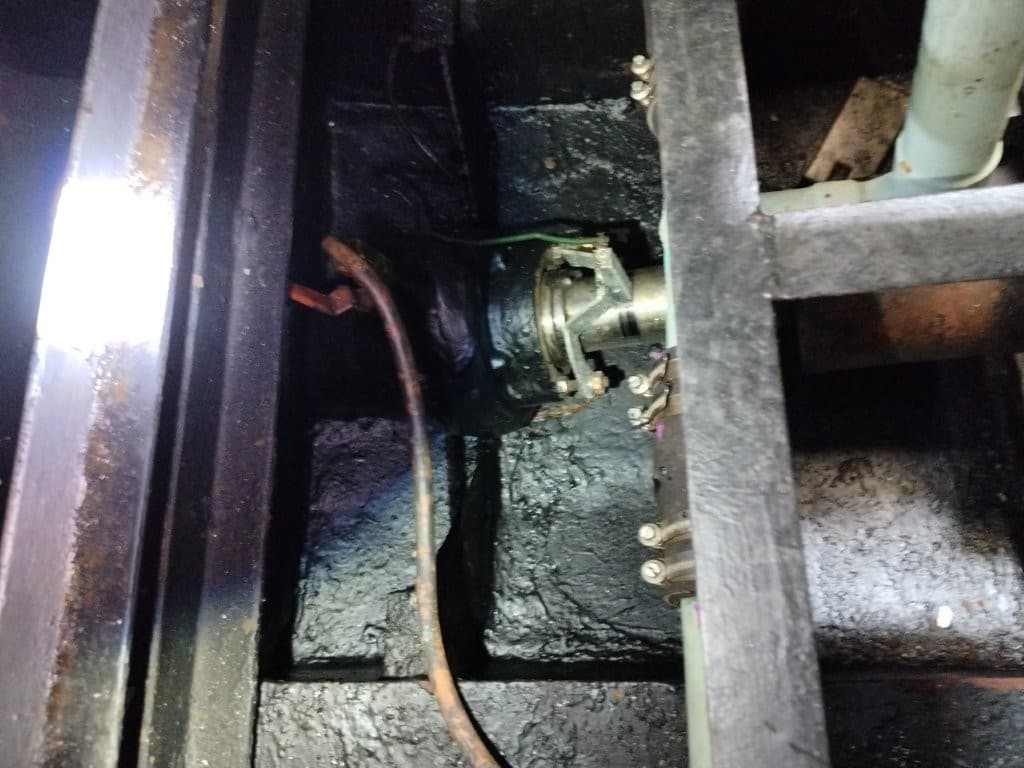 7.9 GT Work Boat (1990) - Image 18