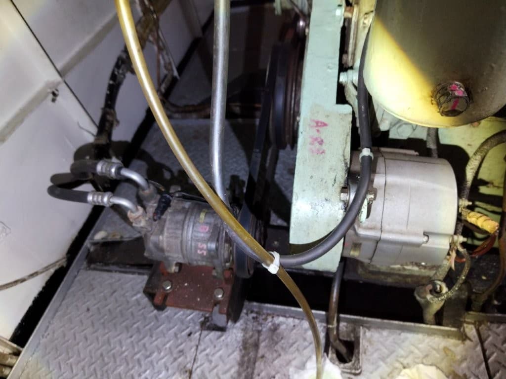 7.9 GT Work Boat (1990) - Image 19