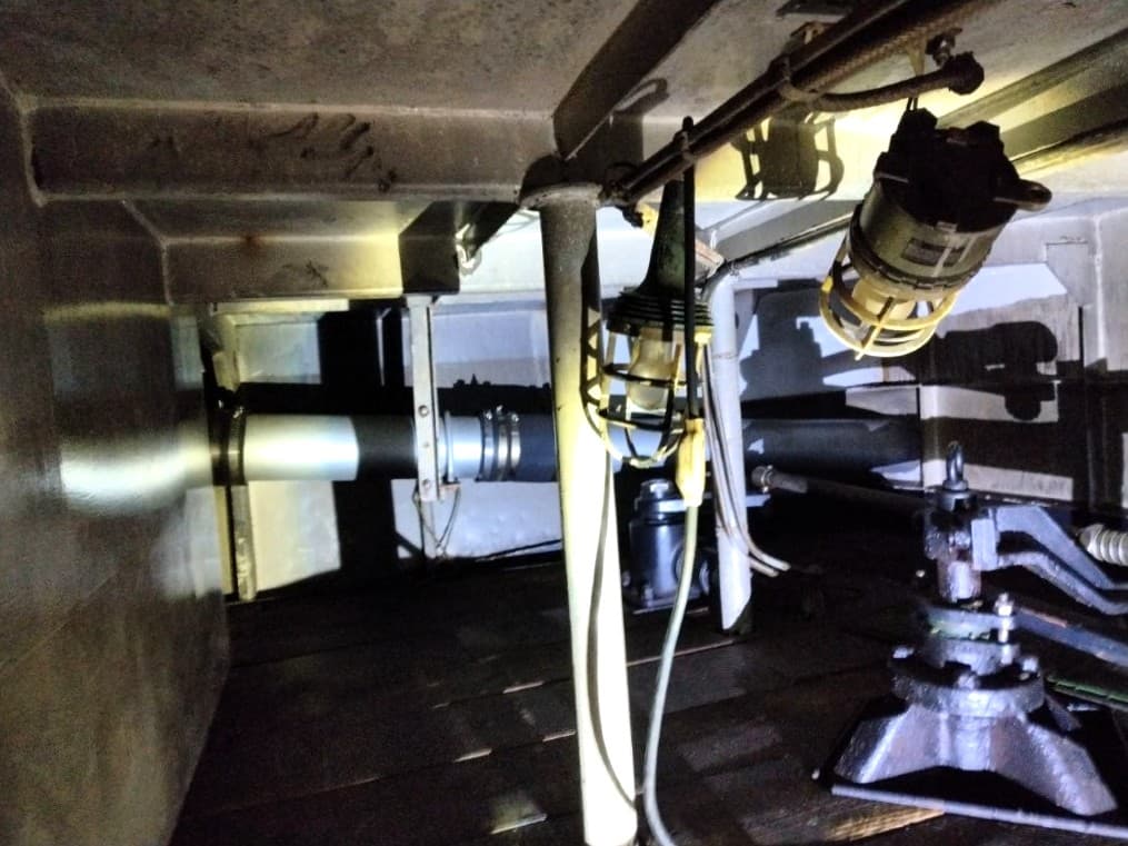 7.9 GT Work Boat (1990) - Image 22