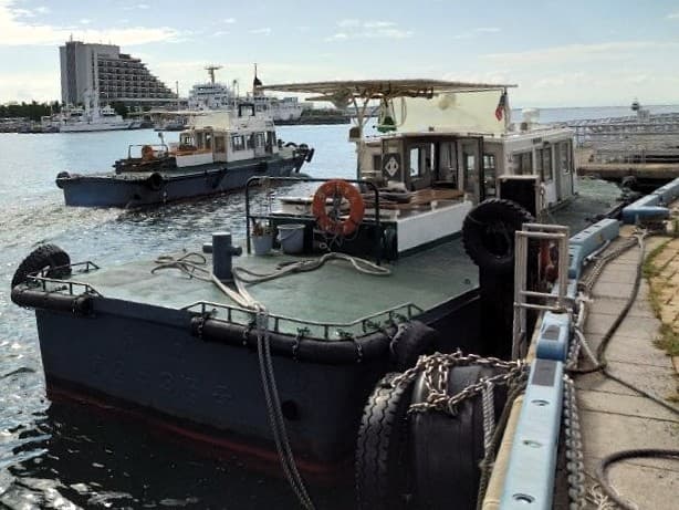 7.9 GT Work Boat (1990) - Image 6