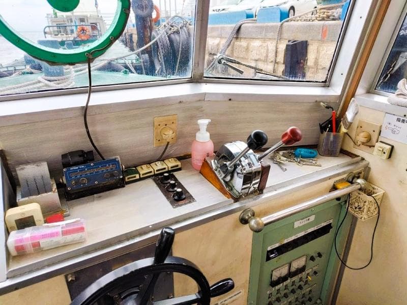 7.9 GT Work Boat (1990) - Image 8