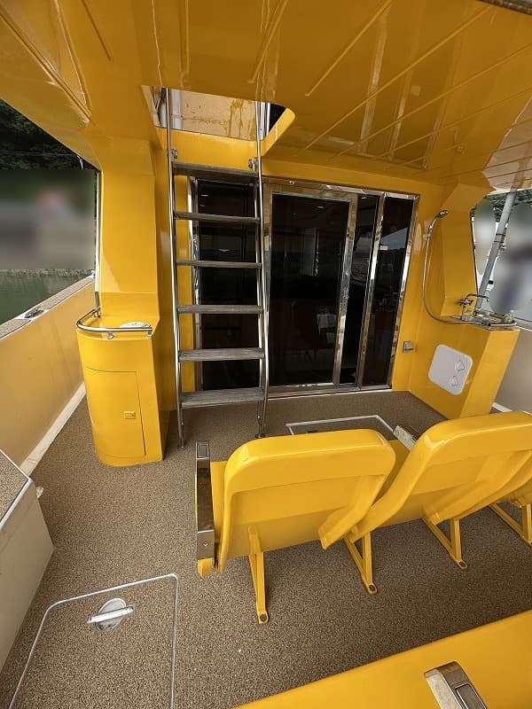 19 GT Work Boat (1991) - Image 10