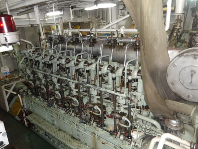 199 GT Work Boat (1997) - Image 6