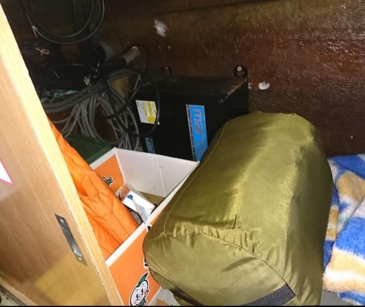 4m Vessel (1987) - Image 36