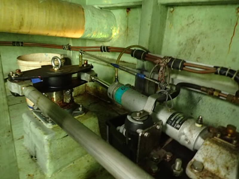 4.8m Vessel (1997) - Image 24