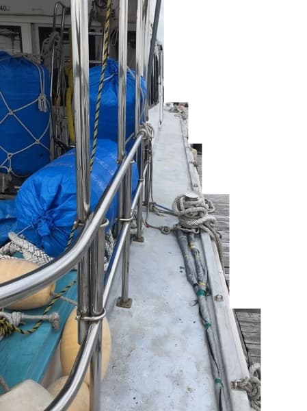 4.9m Vessel (1994) - Image 8