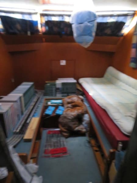 4.9m Vessel (1994) - Image 41