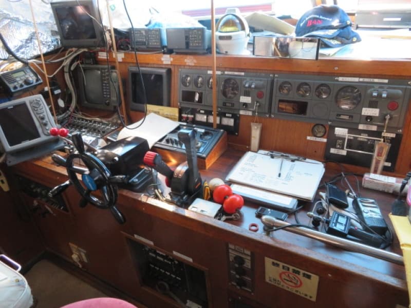 4.9m Vessel (1994) - Image 17