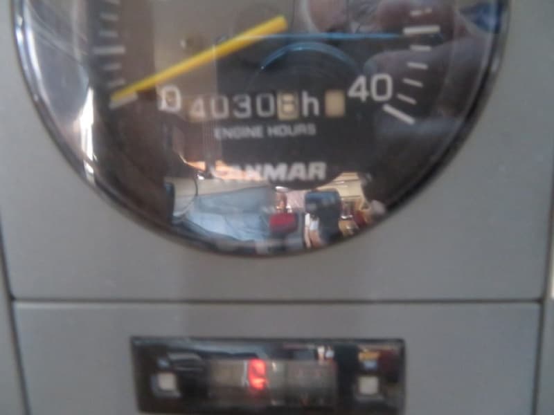 4.9m Vessel (1994) - Image 50