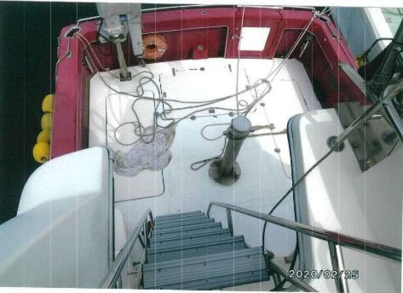 358.7m Vessel (1994) - Image 7