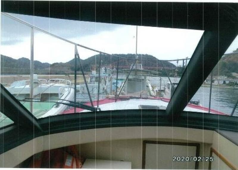 358.7m Vessel (1994) - Image 14