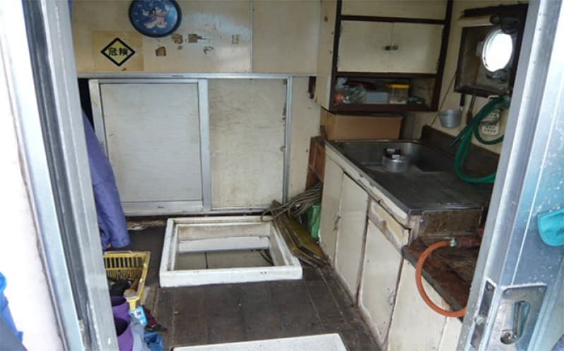 5.9m Vessel (1985) - Image 5