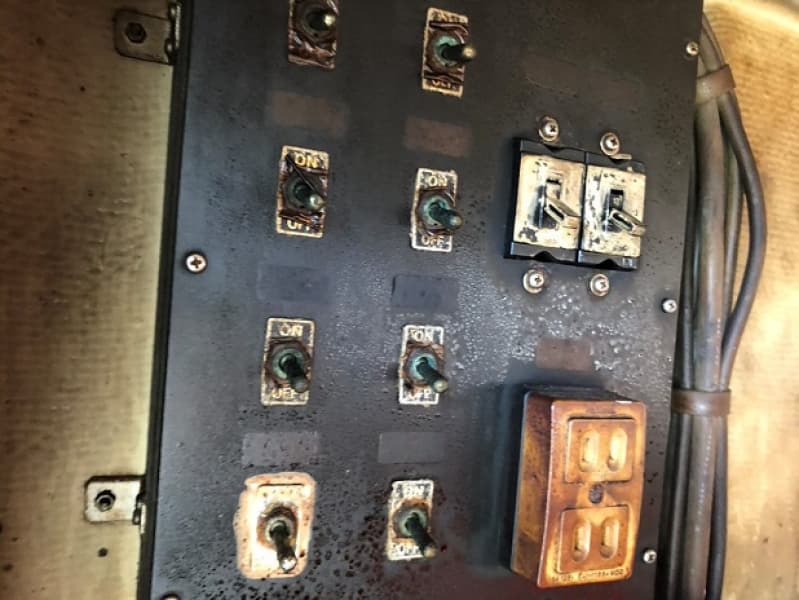 310.3m Vessel (1989) - Image 11