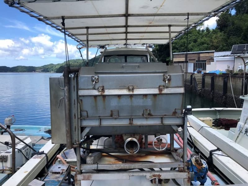 383.7m Vessel (1988) - Image 11