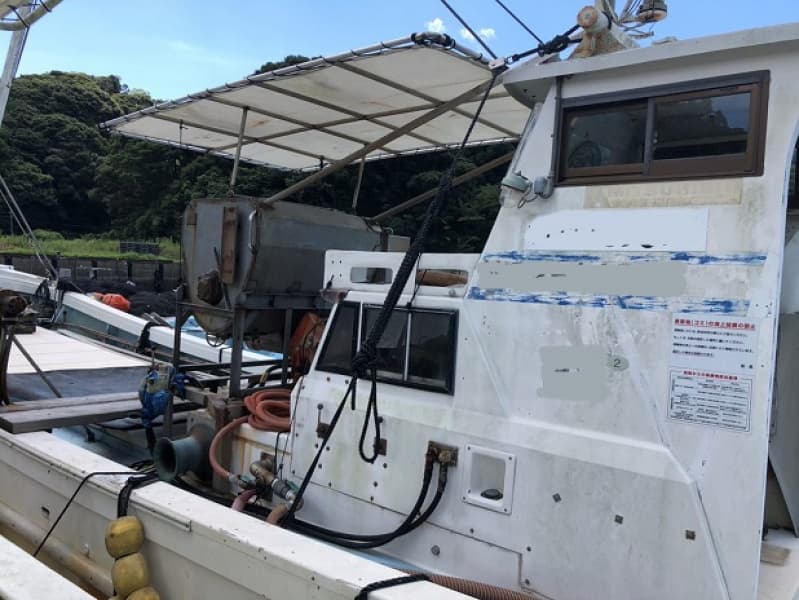 383.7m Vessel (1988) - Image 7