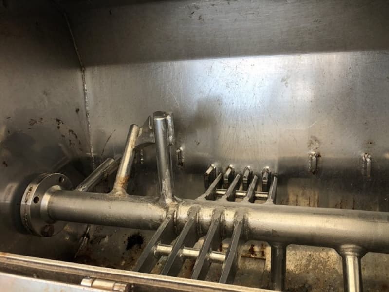 383.7m Vessel (1988) - Image 18