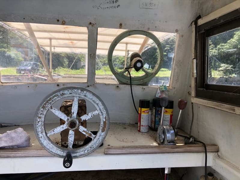 383.7m Vessel (1988) - Image 23