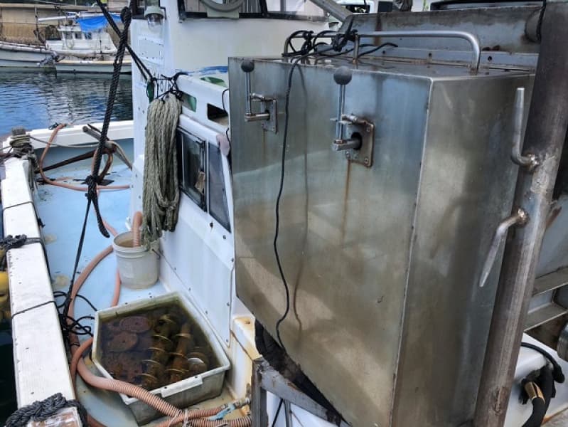 383.7m Vessel (1988) - Image 12