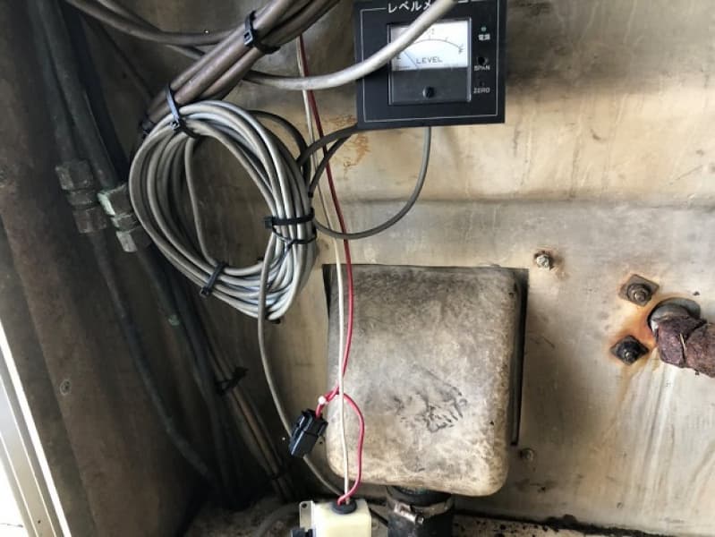 383.7m Vessel (1988) - Image 30