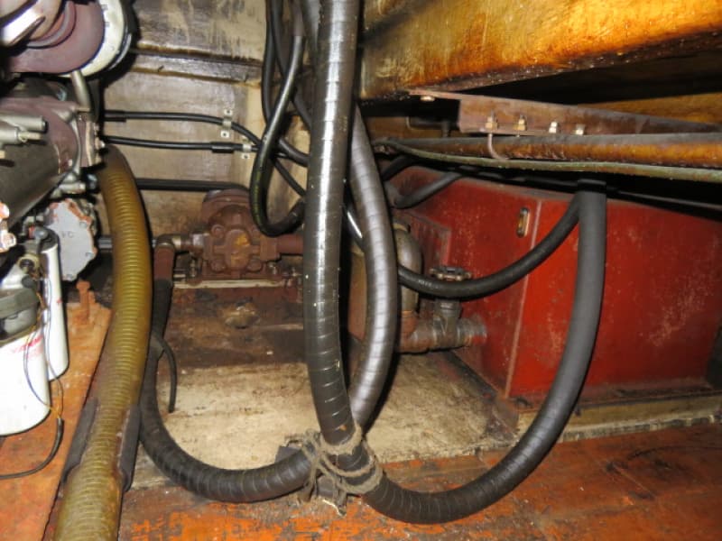 579.1m Vessel (1985) - Image 27