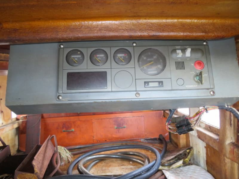 579.1m Vessel (1985) - Image 19