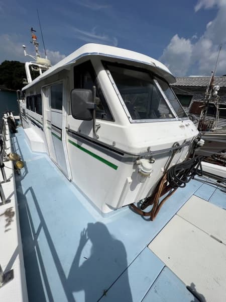 530.4m Vessel (1999) - Image 11