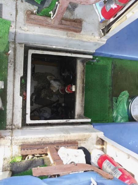 530.4m Vessel (1999) - Image 13