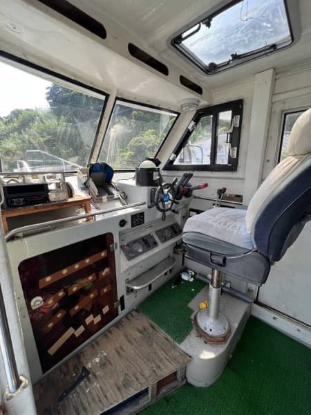 530.4m Vessel (1999) - Image 17