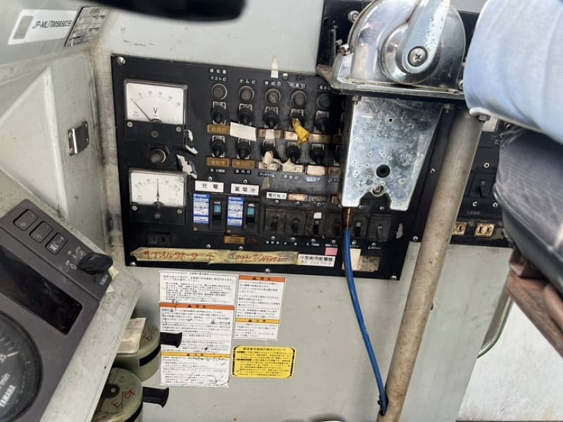 530.4m Vessel (1999) - Image 20