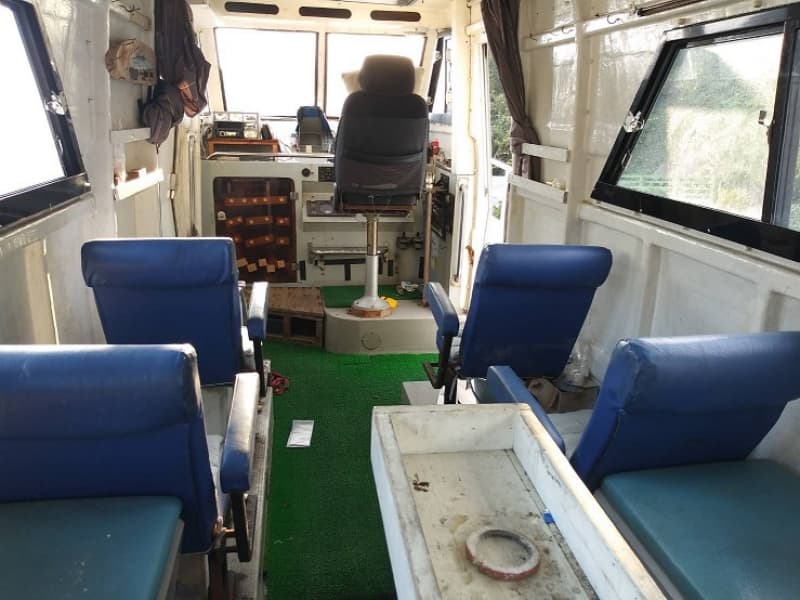 530.4m Vessel (1999) - Image 22