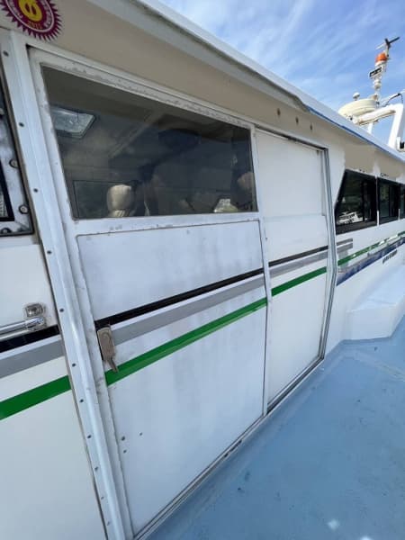 530.4m Vessel (1999) - Image 10